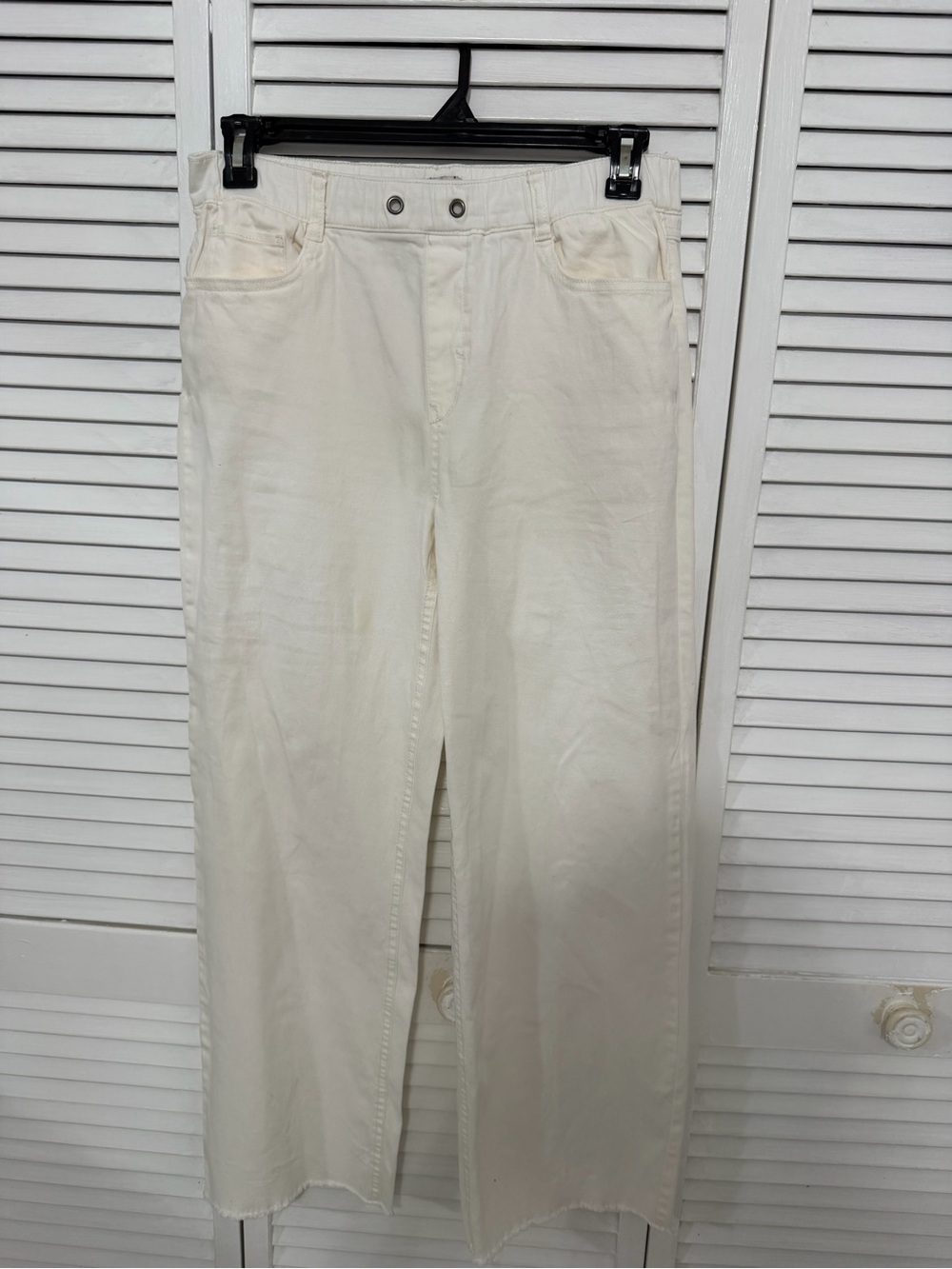 Sincerely Jules Cream Straight-Leg Jeans